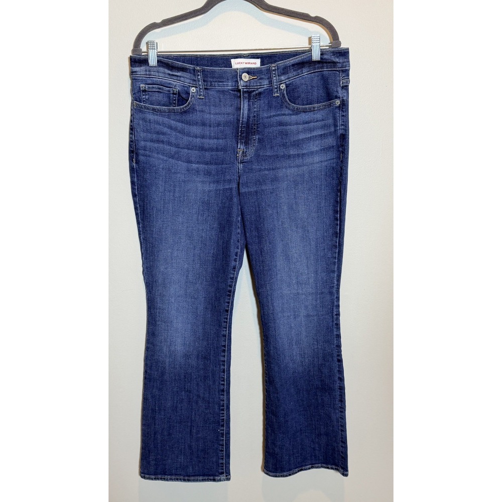 Lucky Brand Women's Sweet Bootcut Jeans Size 14/32A Blue Medium Wash Denim